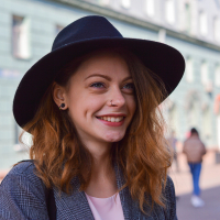Яна Уварова