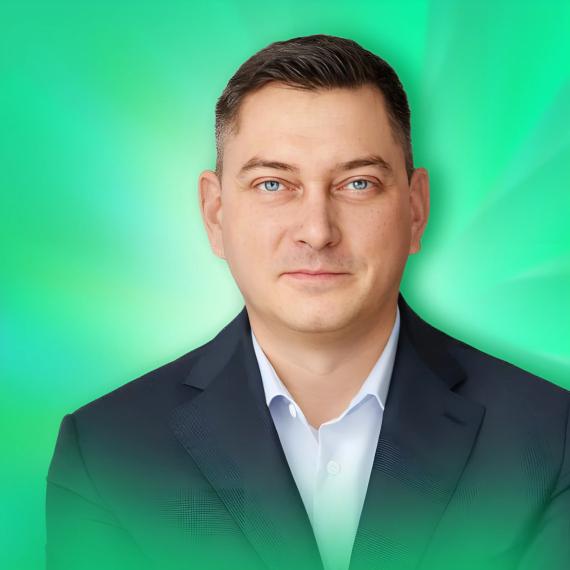 Максим Батырев