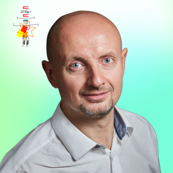 Роман Маслеников